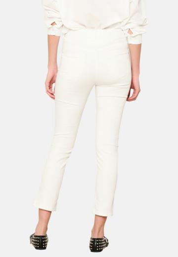 Короткие джинсы