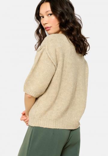 Пуловер с рукавом три четверти
