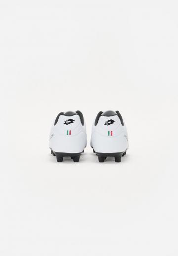 Футбольные бутсы