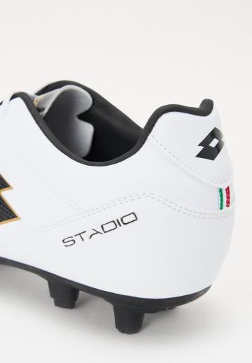 Футбольные бутсы