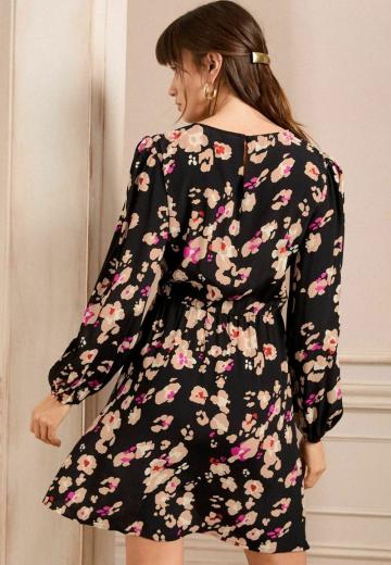 Короткое платье