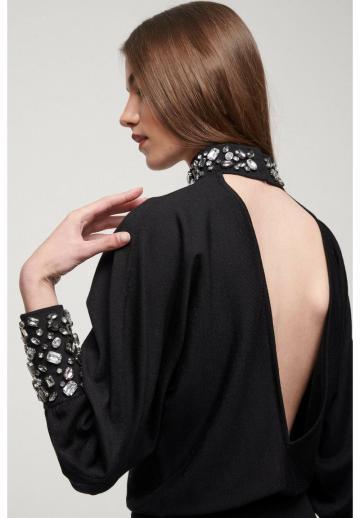 Вязаное платье