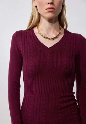 Вязаное платье