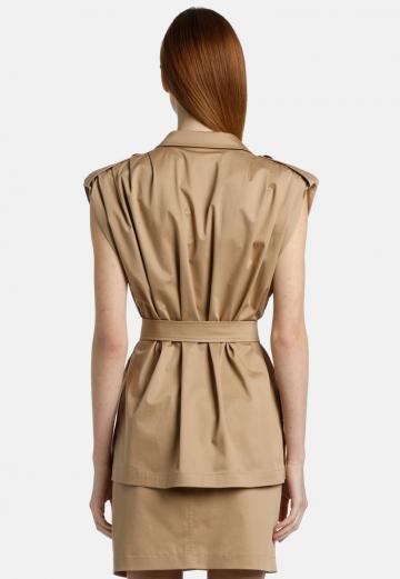 Длинный жилет