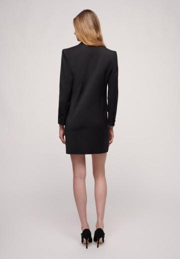 Короткое платье