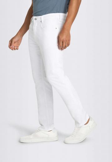 Узкие джинсы