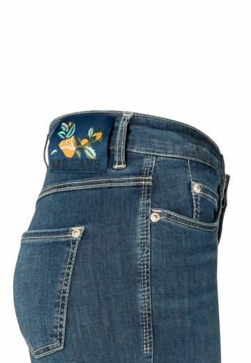 Клешеные джинсы