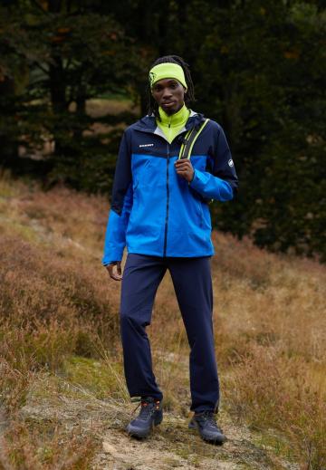 Походные ботинки