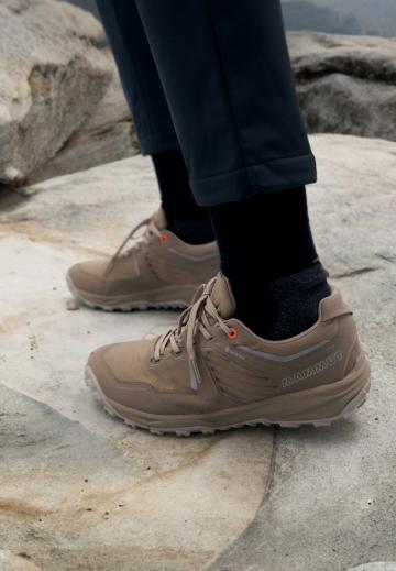 Походная обувь