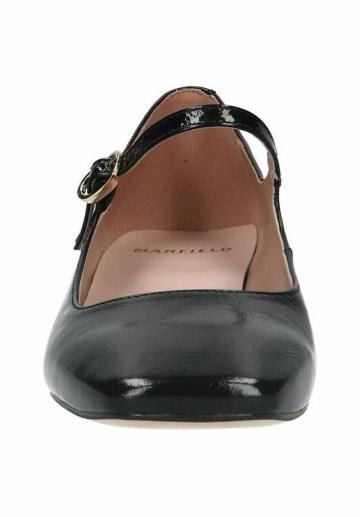 Туфли с ремешком