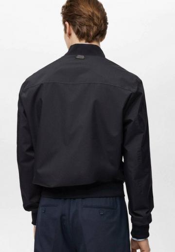 Куртка бомбер
