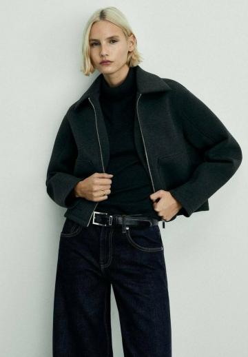 Клешеные джинсы