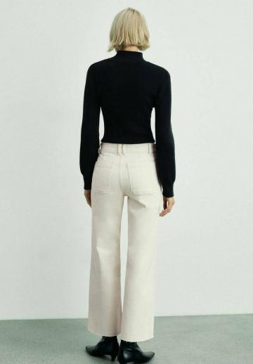 Клешеные джинсы