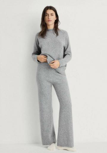 Длинный пуловер