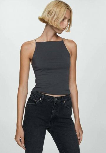 Короткие джинсы