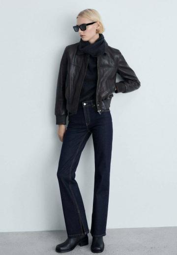 Прямые джинсы