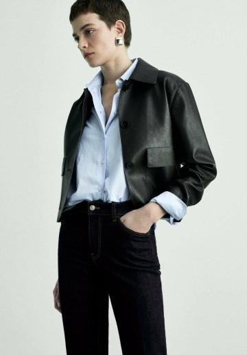 Клешеные джинсы