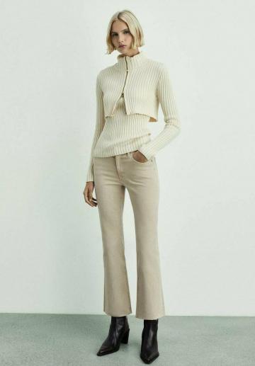 Клешеные джинсы