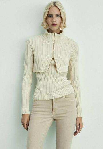 Клешеные джинсы