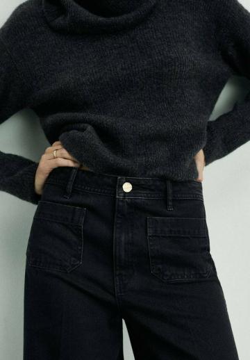 Клешеные джинсы