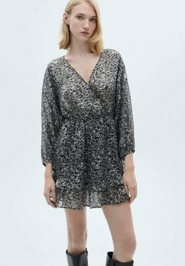 Короткое платье