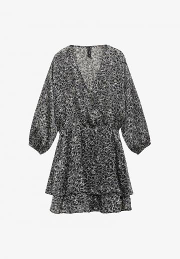 Короткое платье