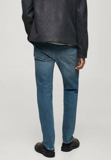 Узкие джинсы