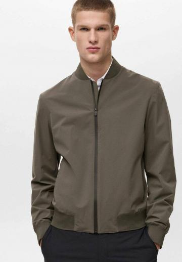 Куртка бомбер