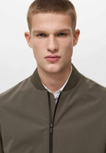 Куртка бомбер