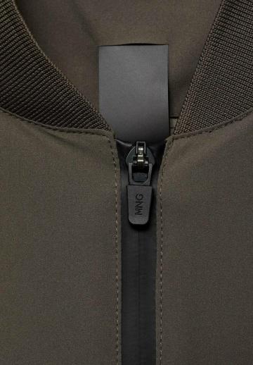 Куртка бомбер