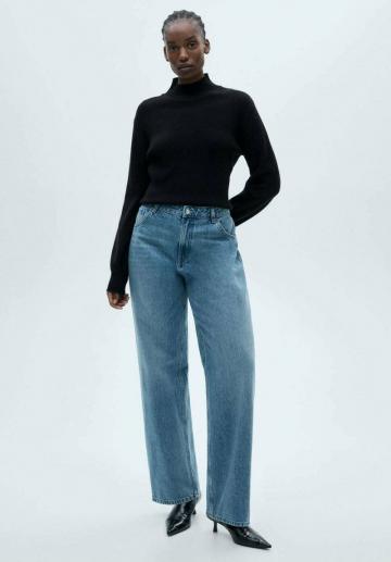 Прямые джинсы
