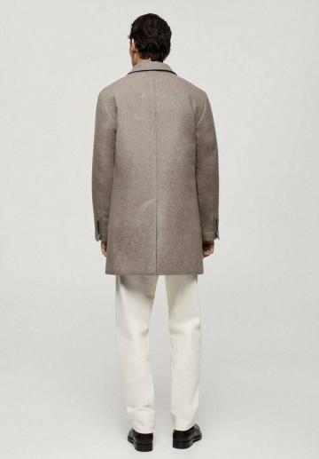 Короткое пальто