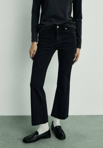 Короткие джинсы