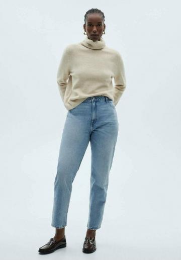 Короткие джинсы