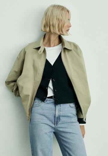 Короткие джинсы