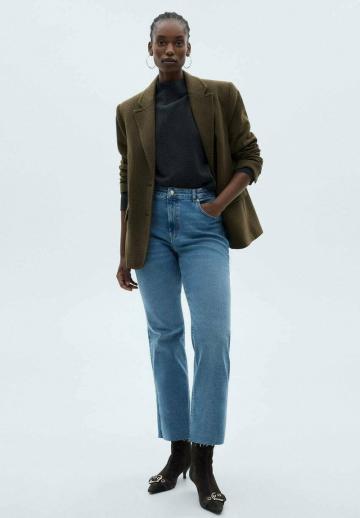 Короткие джинсы