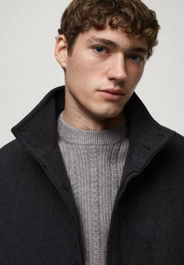 Шерстяное пальто