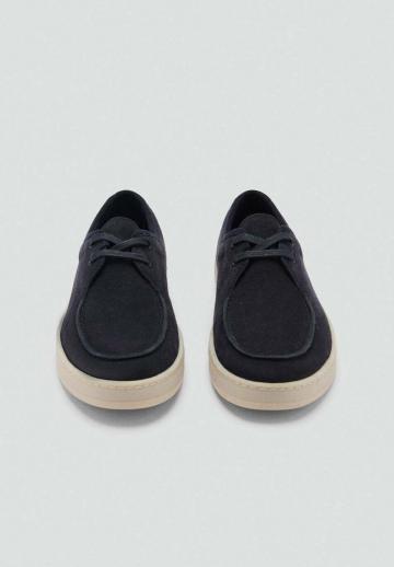 Ботинки на шнуровке