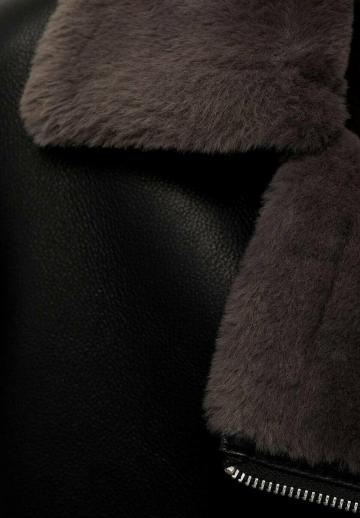 Короткая куртка