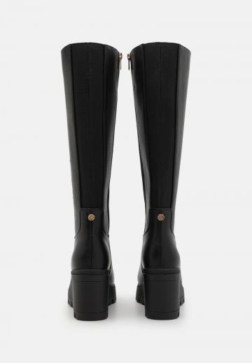 Сапоги на платформе