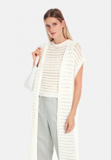 Длинный жилет