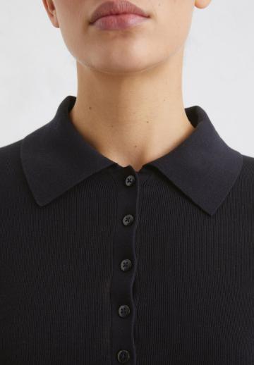 Пуловер с воротником поло