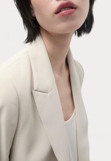 Длинный блейзер