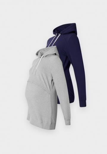 Пуловер с капюшоном