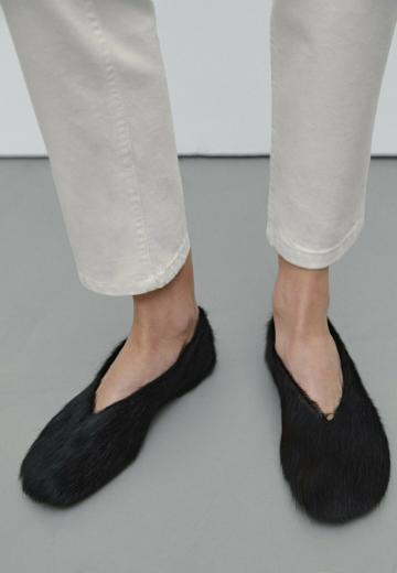 Клешеные джинсы