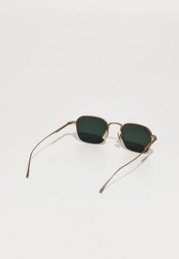 Солнечные очки