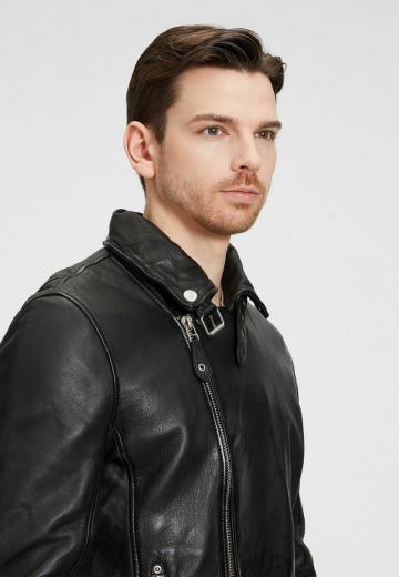 Кожаная куртка