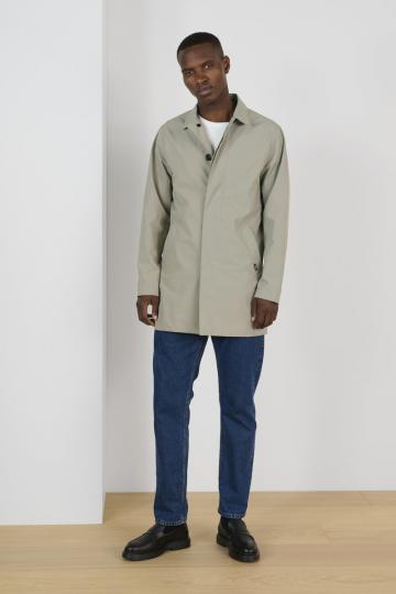 Короткое пальто