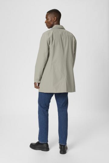 Короткое пальто