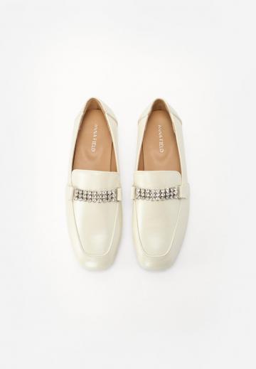 Полуботинки